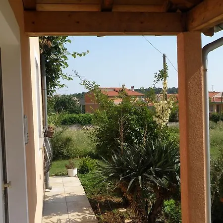 Apartment Akaju Rovinjsko Selo