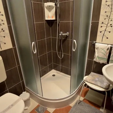 Akaju Apartment *