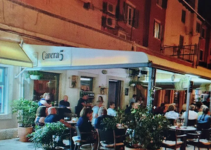 Akaju アパート *