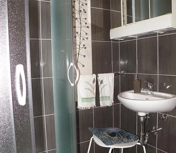 アパート Akaju *